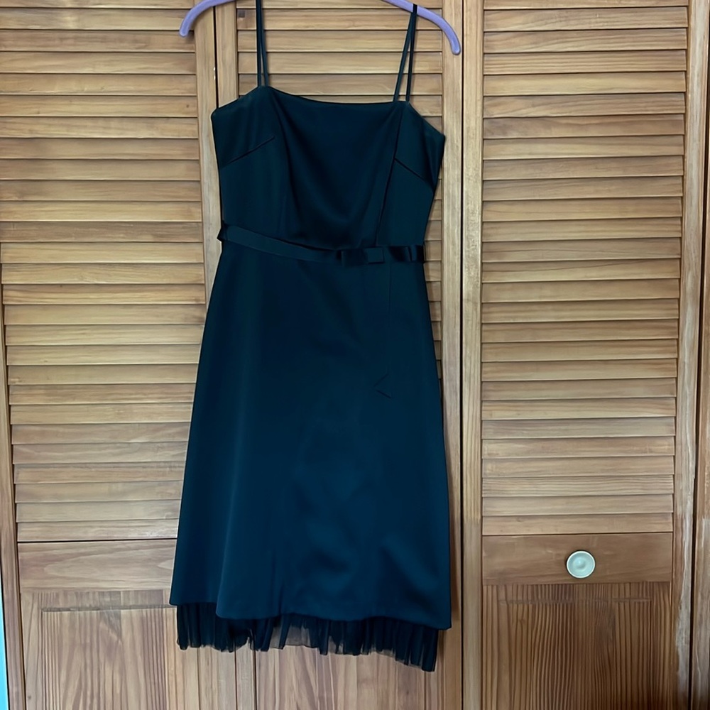 Black cocktail dress Laundry size 2